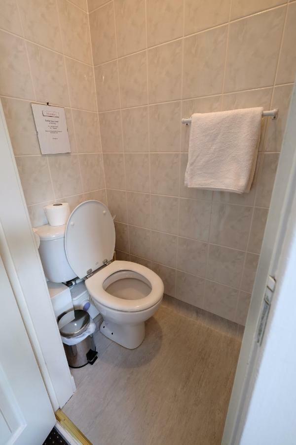 אינברנס Talisker Guest House מראה חיצוני תמונה