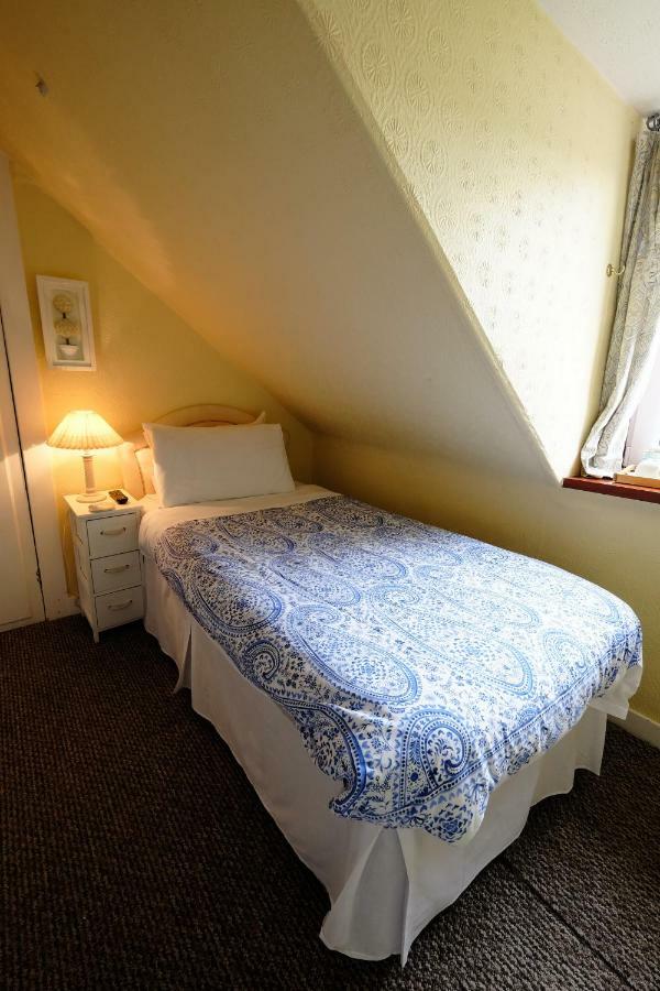 אינברנס Talisker Guest House מראה חיצוני תמונה